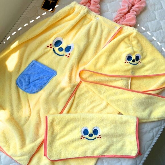 4 Pcs Cartoon Coral Fleece Bath Towel Set,Wearable Bath Towel - Picture 3 of 11